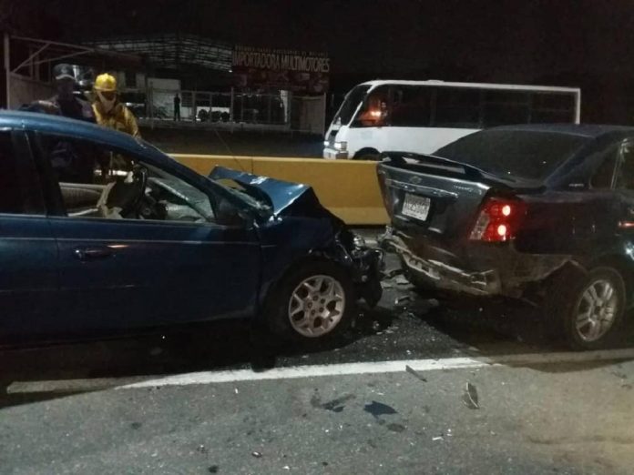 Accidente autopista Valencia-Tocuyito-acn