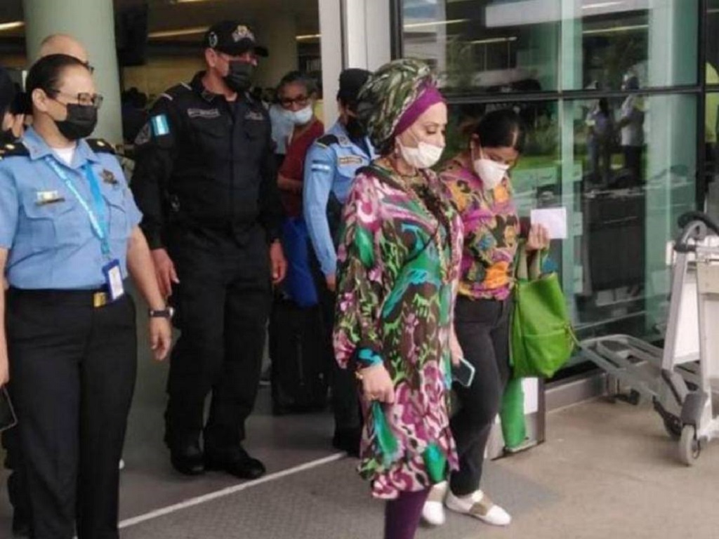 Piedad Córdoba retenida en Honduras - noticiacn