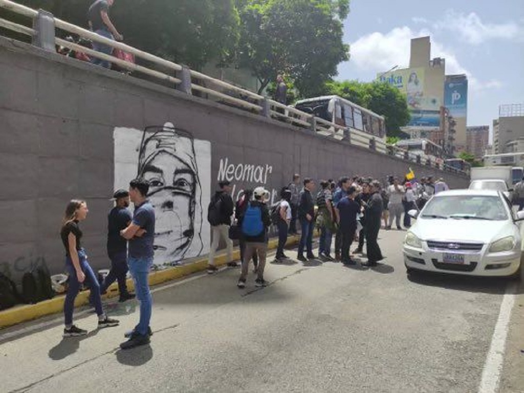 Acusan de tres delitos a militantes de VP - noticiacn