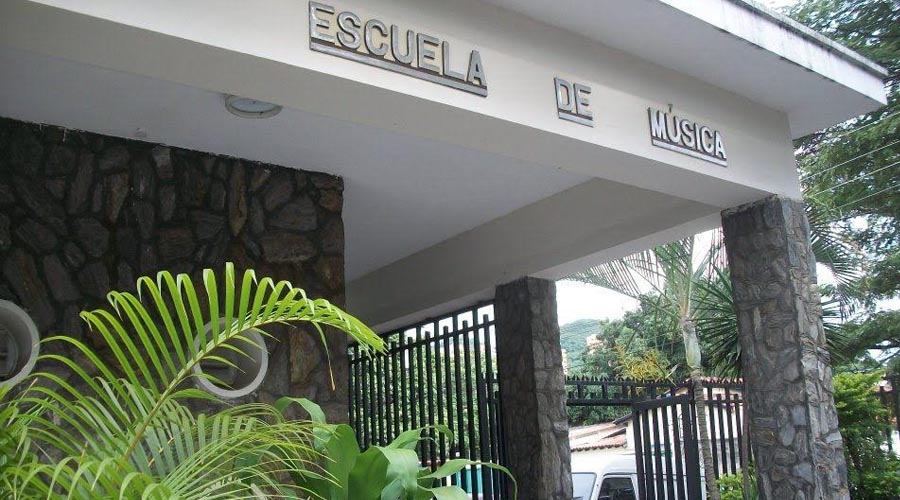 Escuela de Musica Sebastián Echeverría Lozano