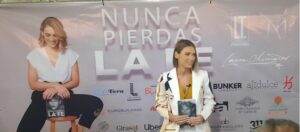 Laura Chimaras Nunca Pierdas La Fe