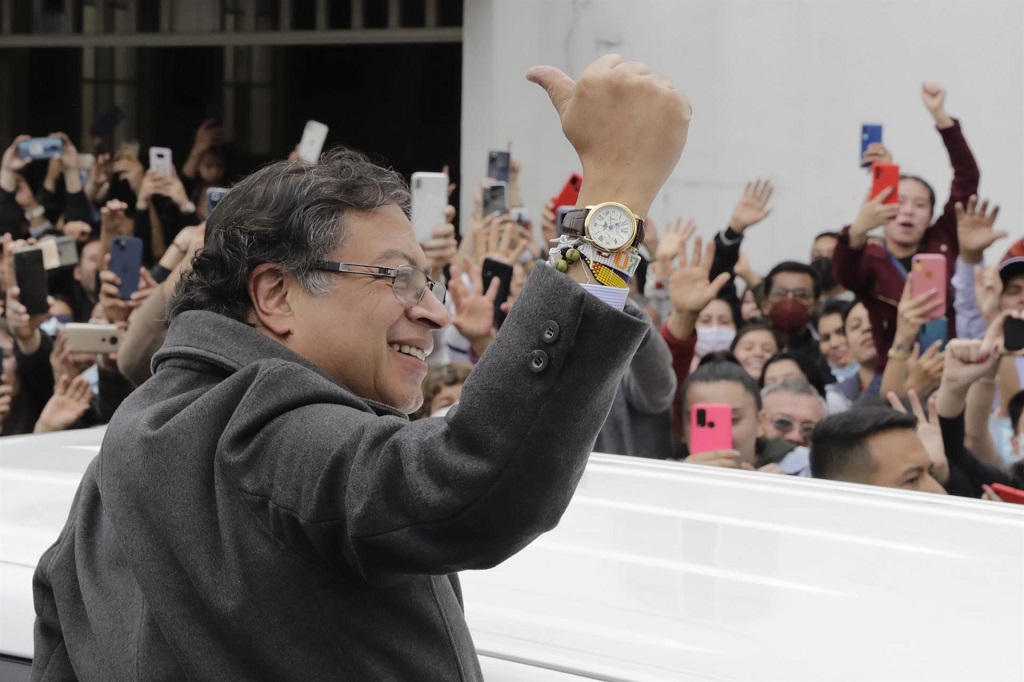 Petro es el nuevo presidente de Colombia - noticiacn