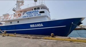 buque atunero Miranda