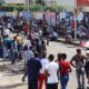 Cientos de venezolanos salen en caravana - noticiacn