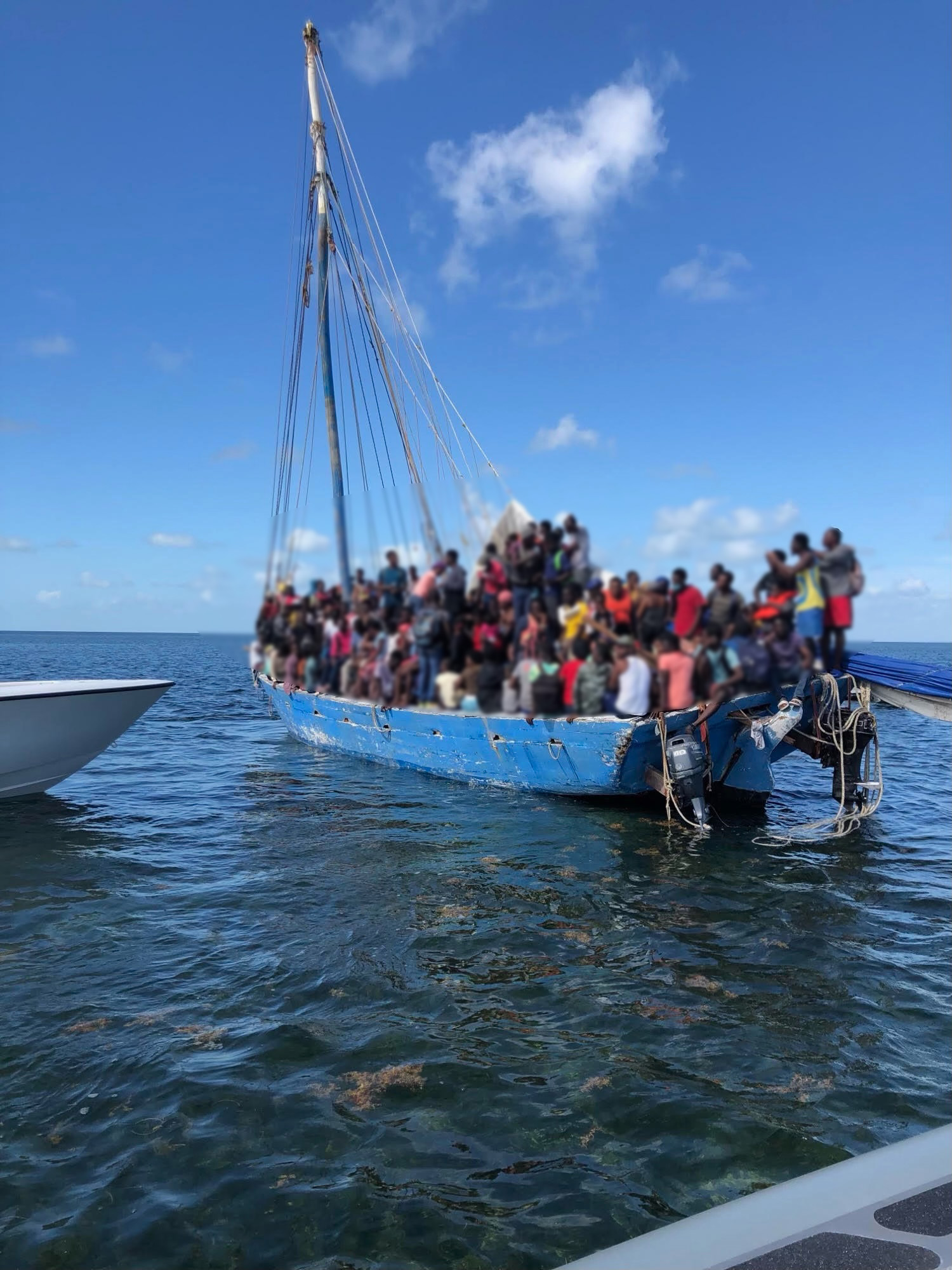 embarcación 150 migrantes - acn 