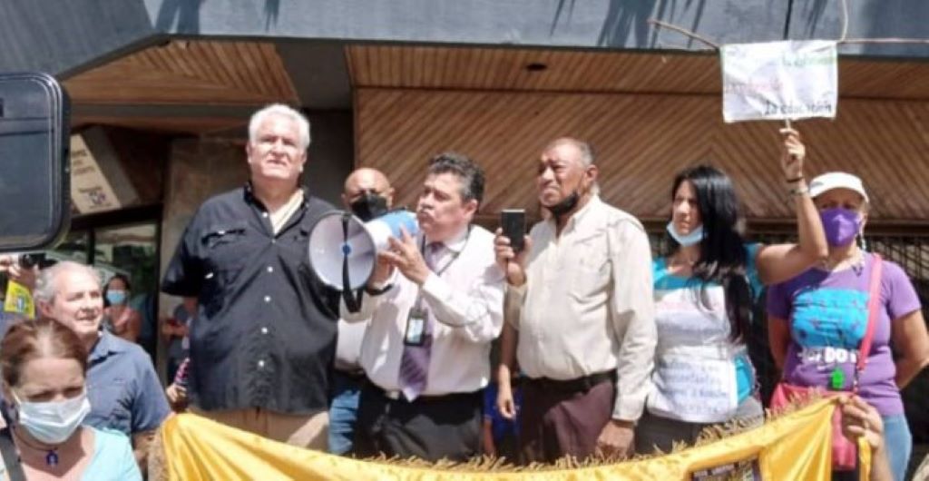 Convenio atenta contra trabajadores - noticiacn