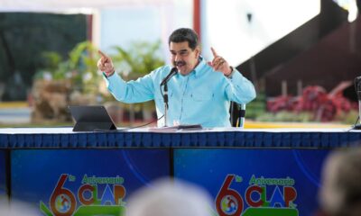 Maduro adelanta las navidades-acn