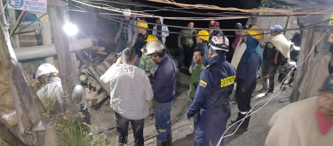 rescatados mineros en Colombia-acn