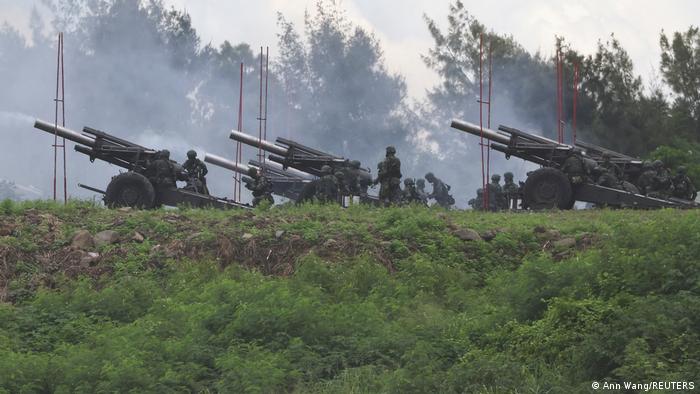 Taiwán pruebas fuego real