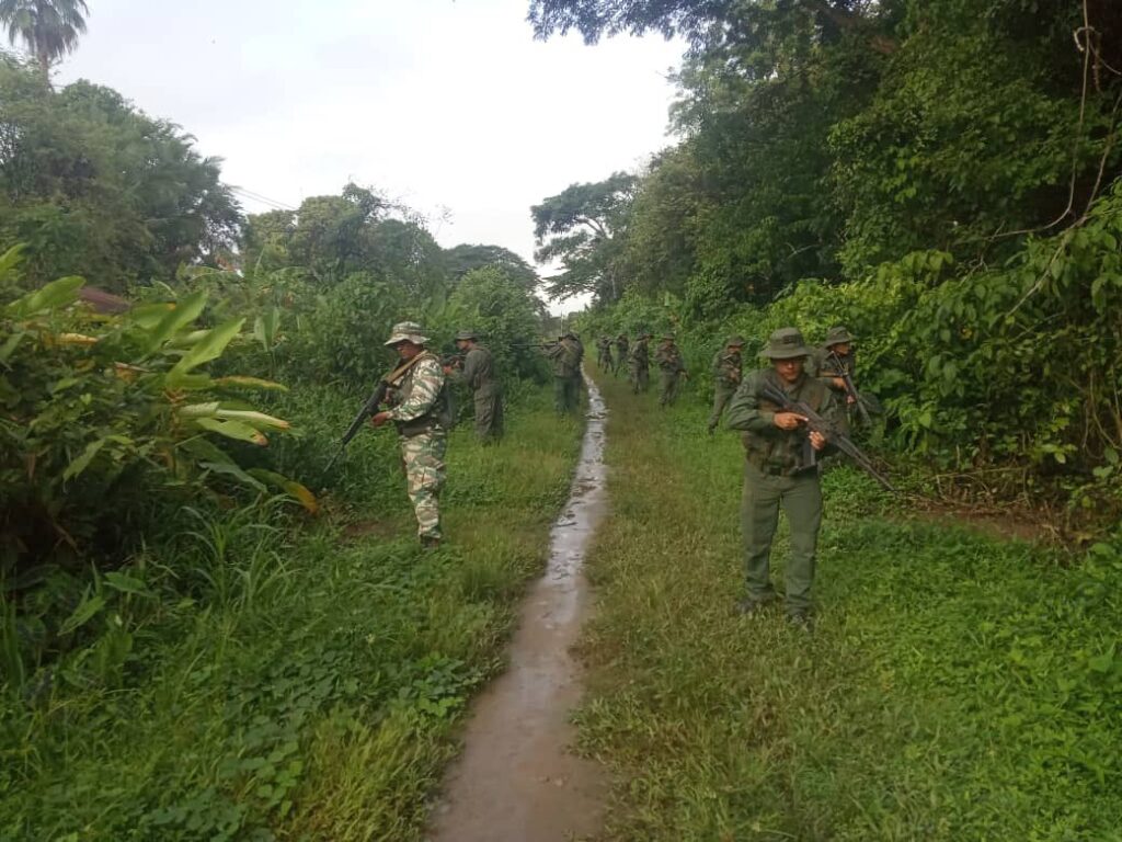 FANB destruye pistas clandestinas en Apure - noticiacn