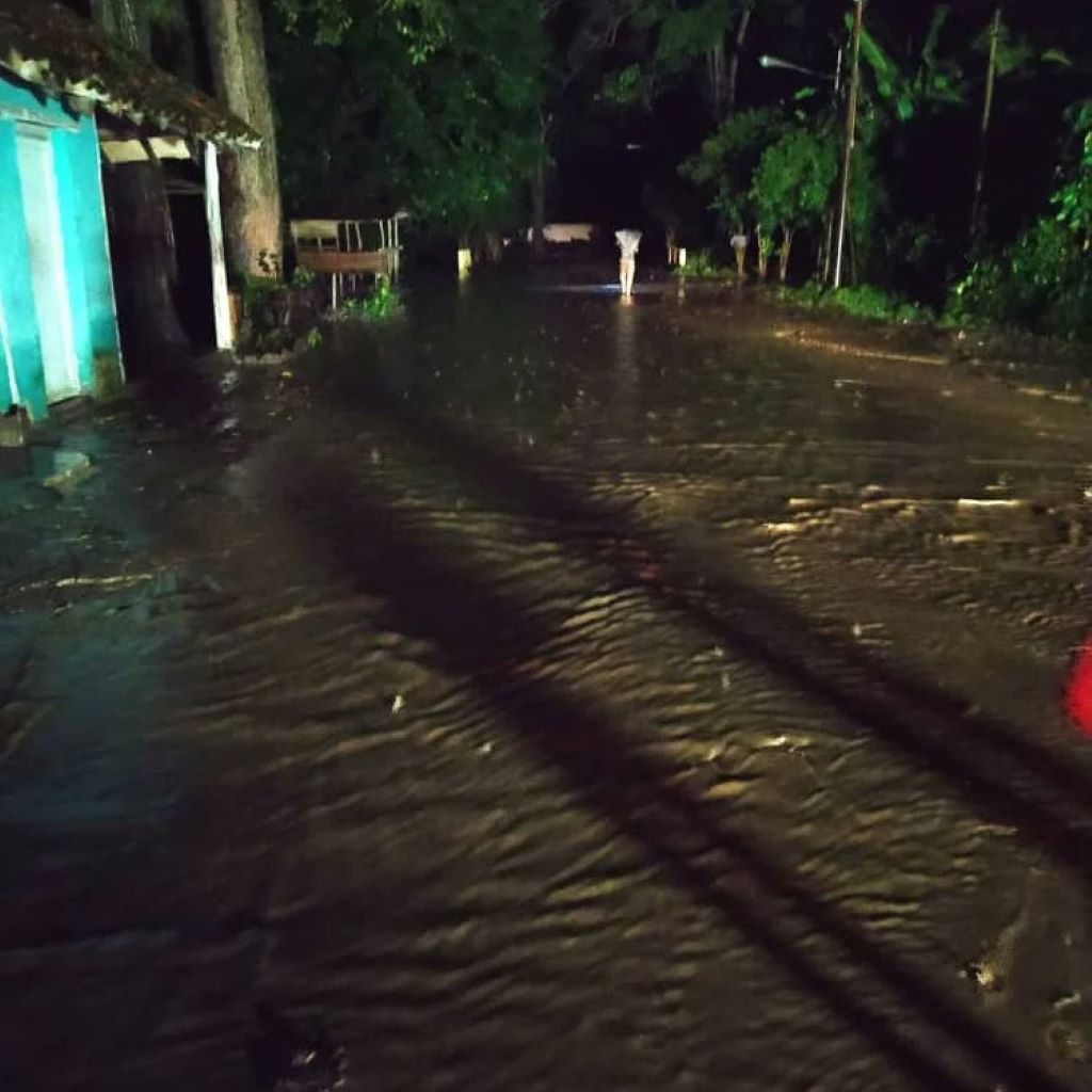 Desbordamiento de tres ríos causaron inundaciones - noticiacn