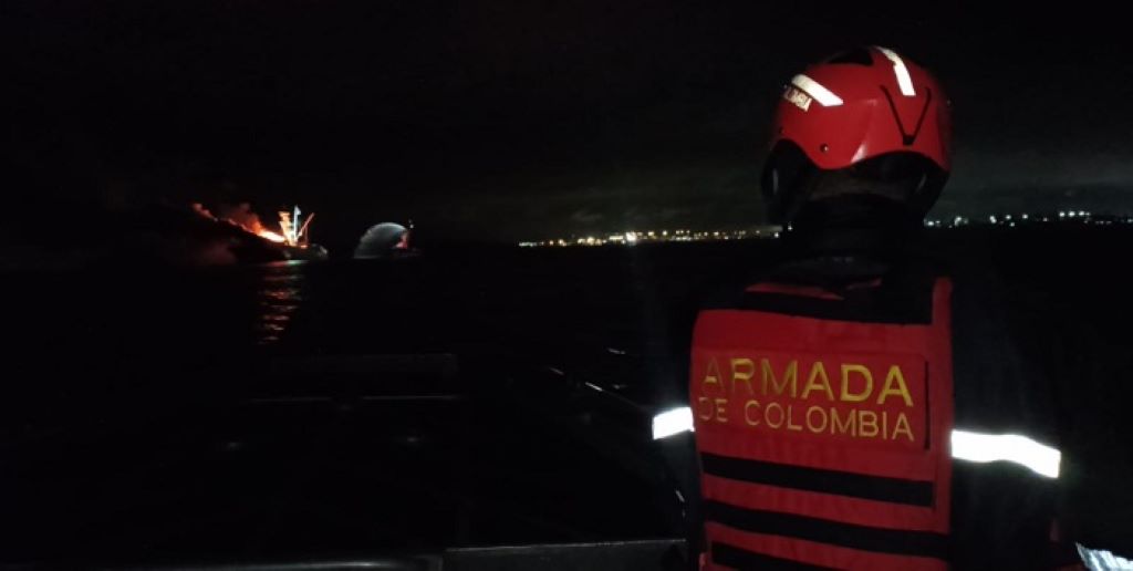Colombia rescata a 29 tripulantes de buque venezolano - noticiacn