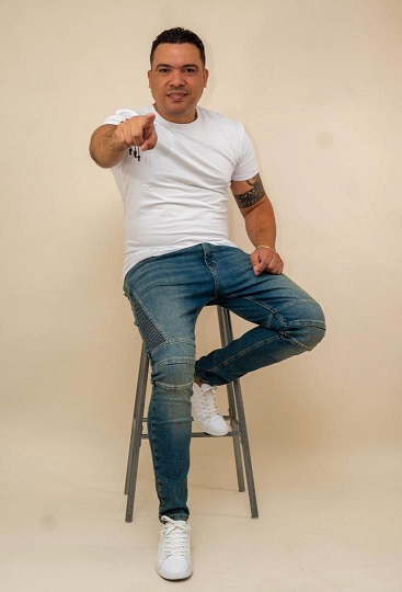 DJ Carlitos Bronco gira internacional