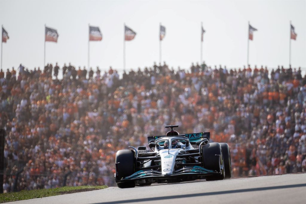 Ferrari y Mercedes se muestran - noticiacn
