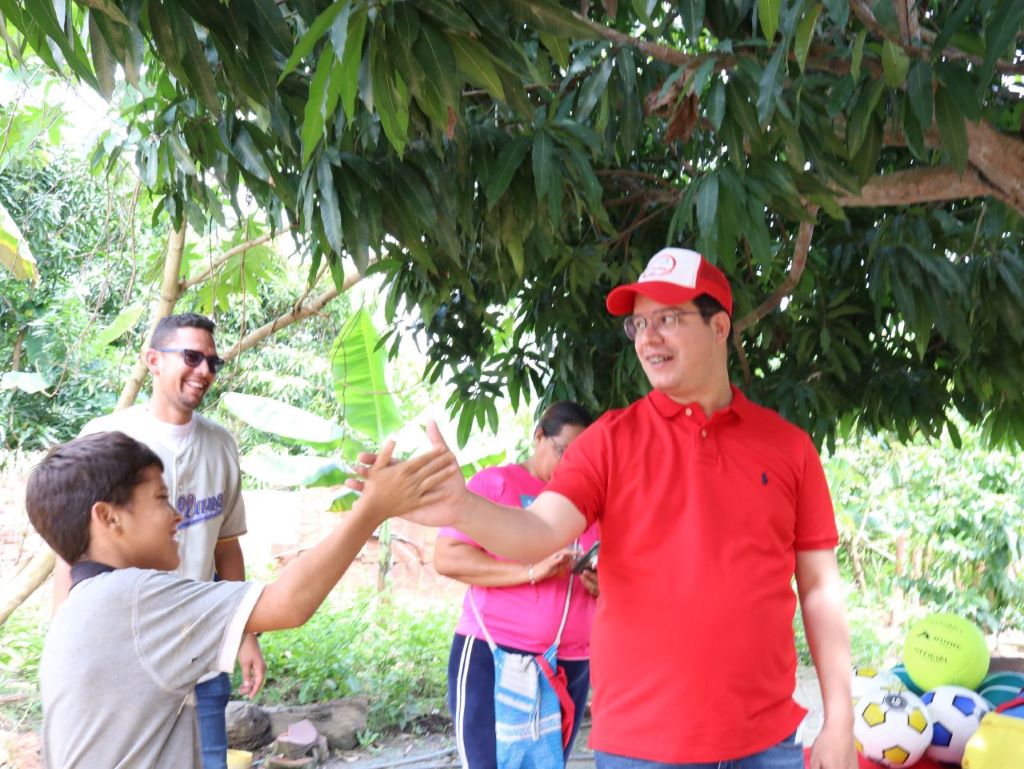 Julio Fuenmayor desplegó Plan Social - noticiacn