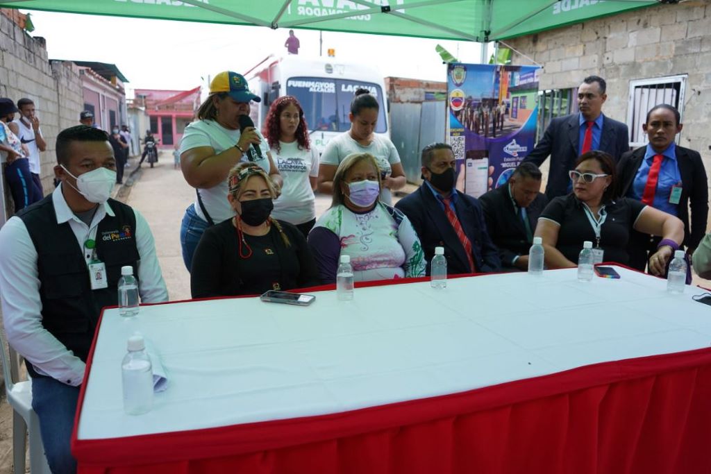 Realizan charla contra violencia de género - noticiacn