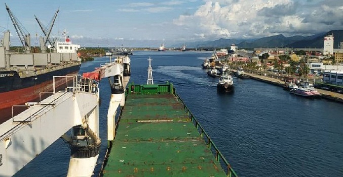 barco-venezuela-urea-barranquilla