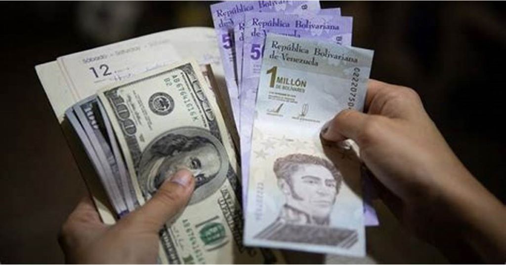 Bolívar se devalúa un 25% - noticiacn