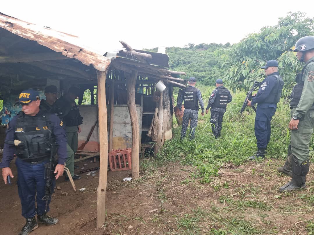 Rescatan a dos personas en Trujillo - acn