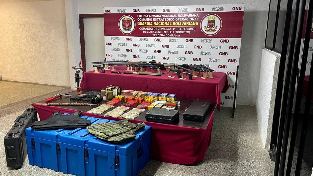 Incautan trece armas de fuego en Valencia