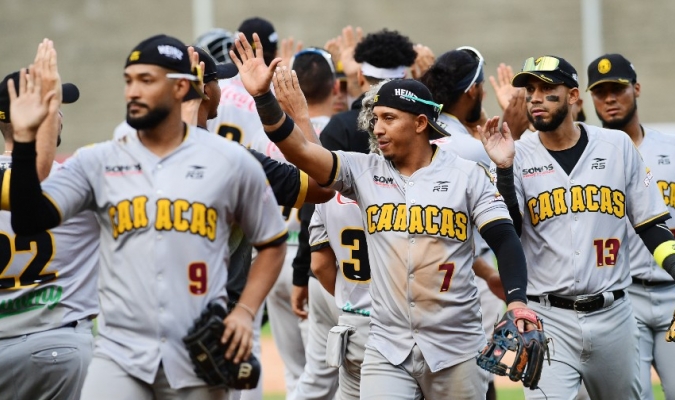 Leones vs Magallanes - acn