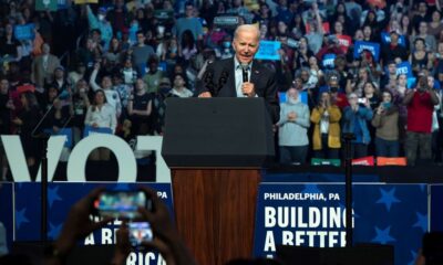 Biden dice que democracia está en peligro - noticiacn