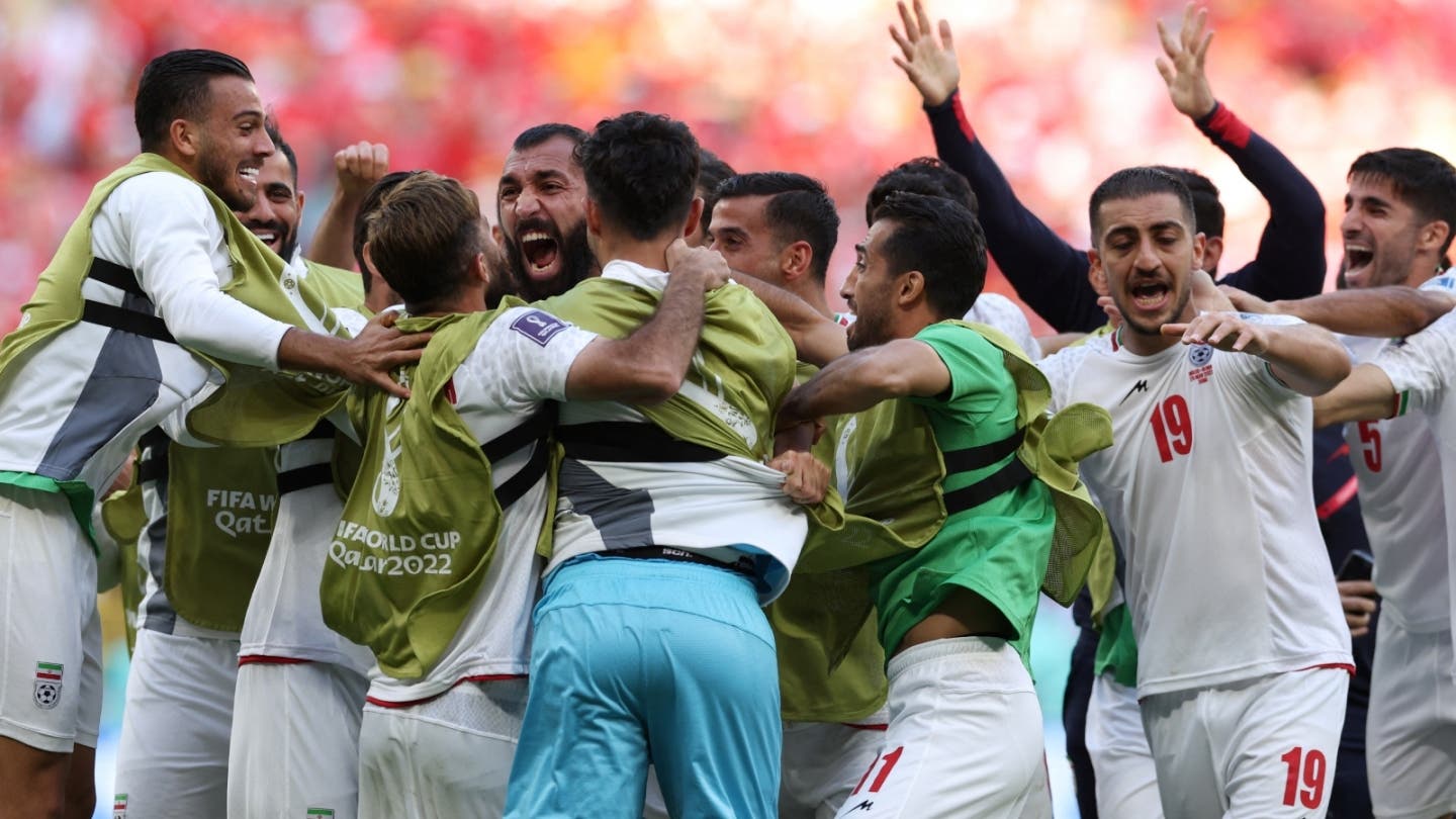 Irán venció a Gales 2 a 0