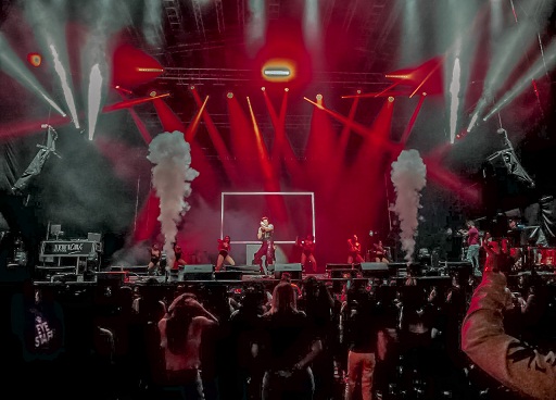 Mota CNCO