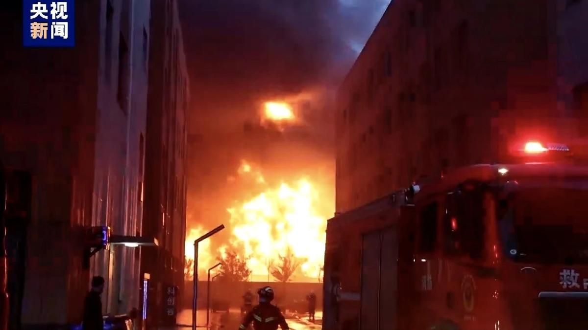 38 muertos incendio fábrica China-acn