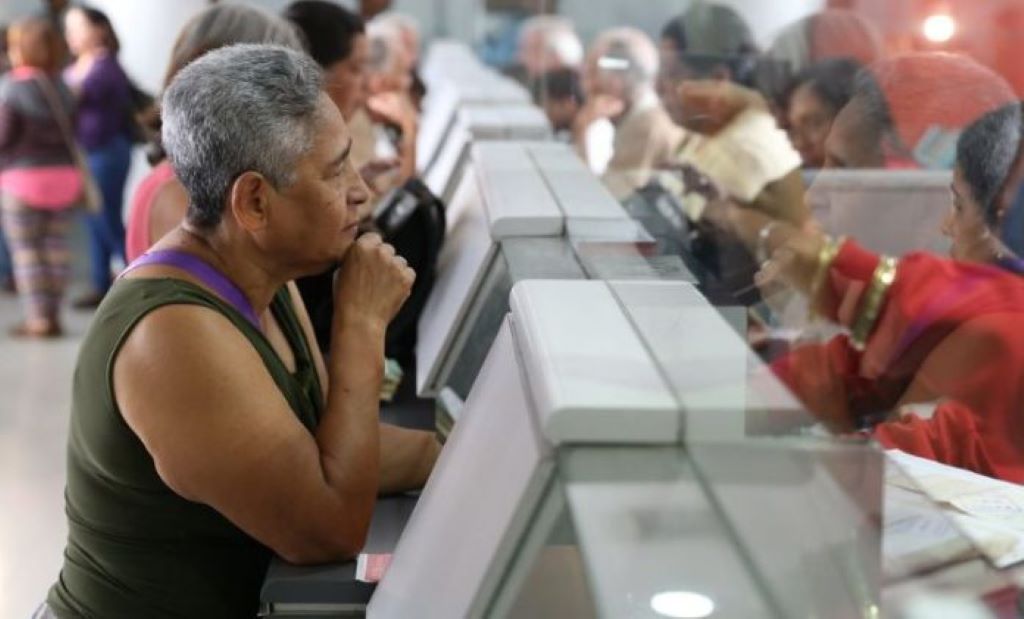Ivss pagará pensión y mes de aguinaldo - noticiacn