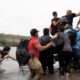 Juez prohibió expulsar a migrantes de EEUU-acn