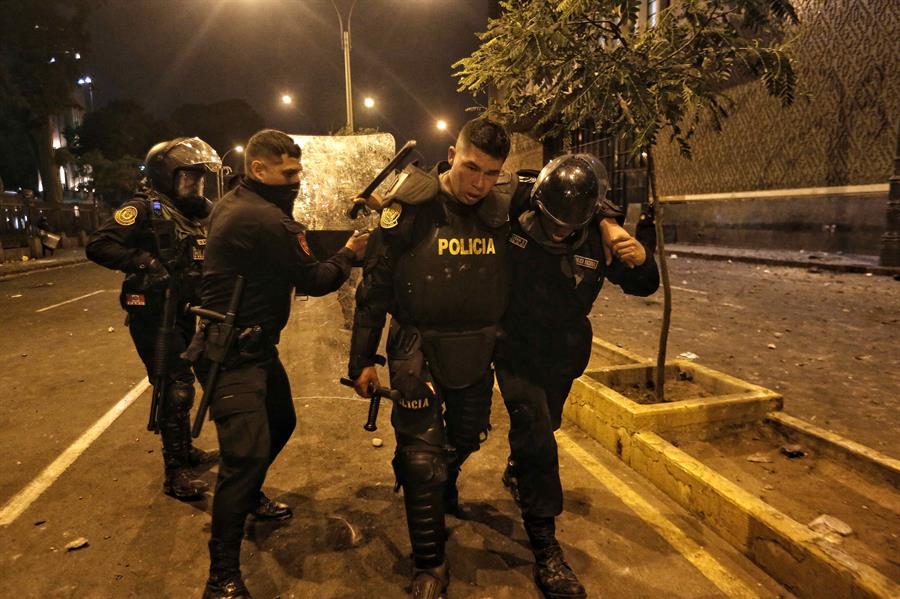 Muere manifestante en protestas en Lima - noticiacn