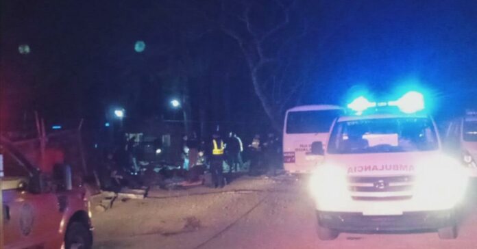 33 muertos al caer autobús con migrantes - noticiacn